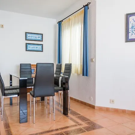 Appartement Tuhillo *
